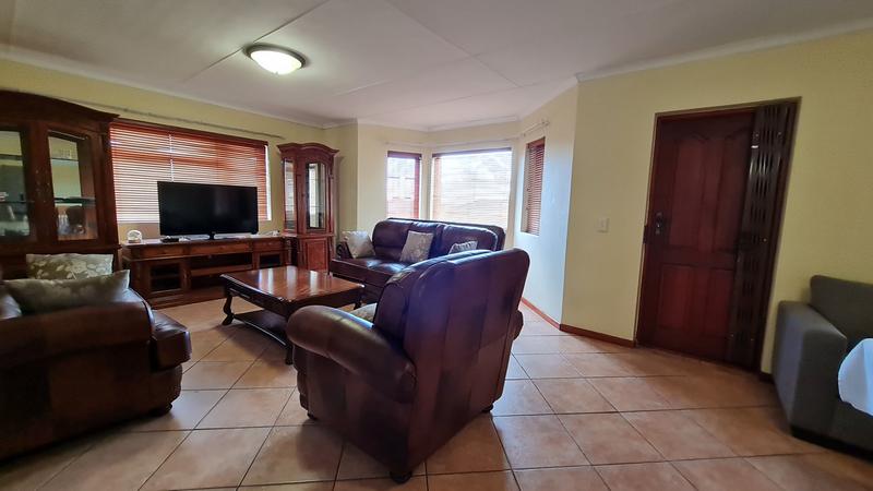 3 Bedroom Property for Sale in Dana Bay Western Cape